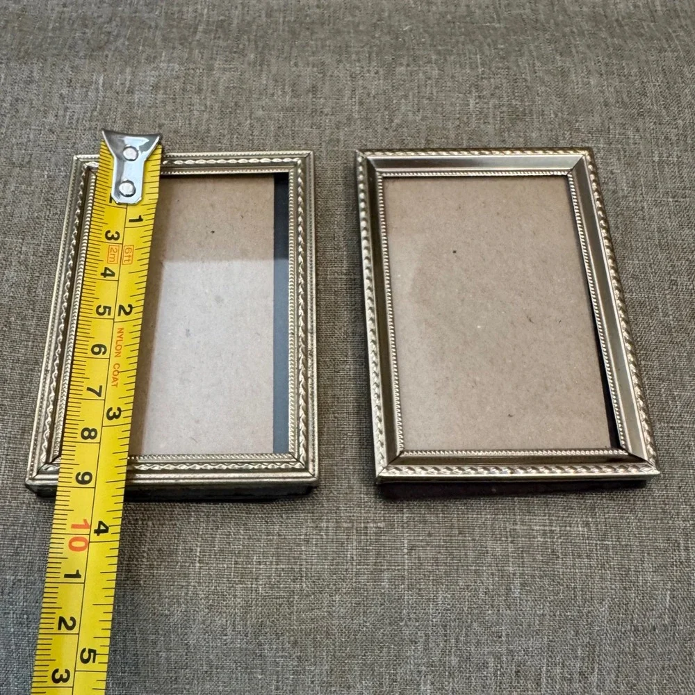 VTG Goldtone Metal Miniature Picture Frames Set of 2 Beaded Ornate‎ Scroll 4x3